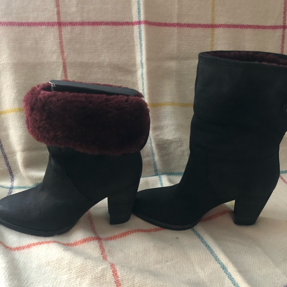 Ugg Black Layna Boots